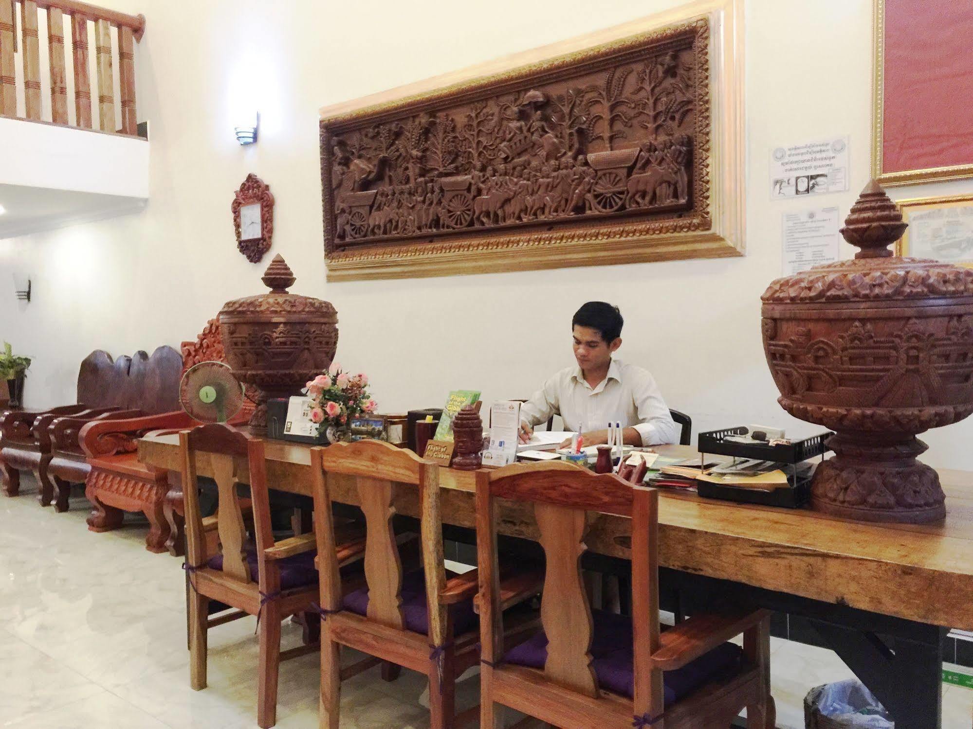 Angkor Udom Guesthouse Siem Reap Esterno foto